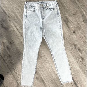 Universal Thread High Waist Denim Jean 31 Acid Raw Hem Light Wash Ankle Pant 12